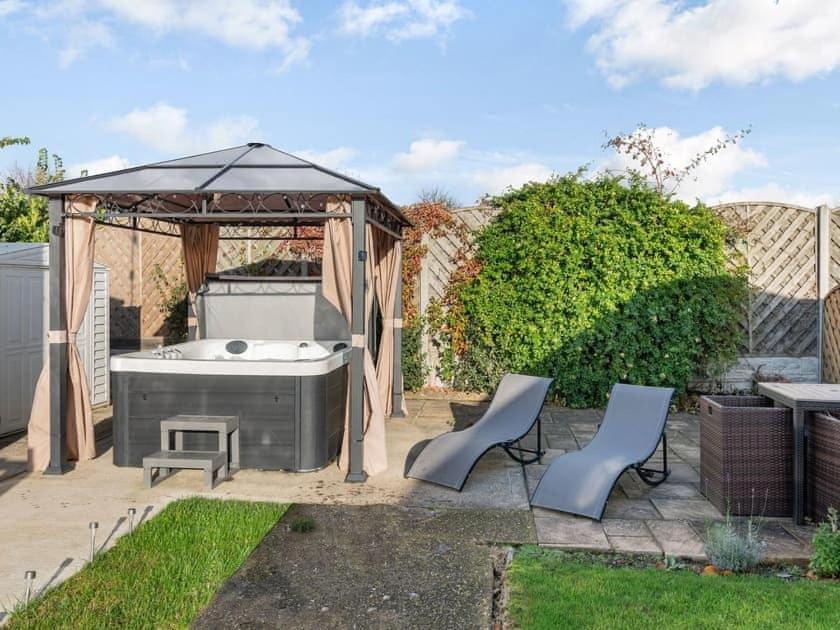 Hot Tub. Countryside. Coast. 5* Patrington Haven Leisure Park, East Yorkshire Exterior foto