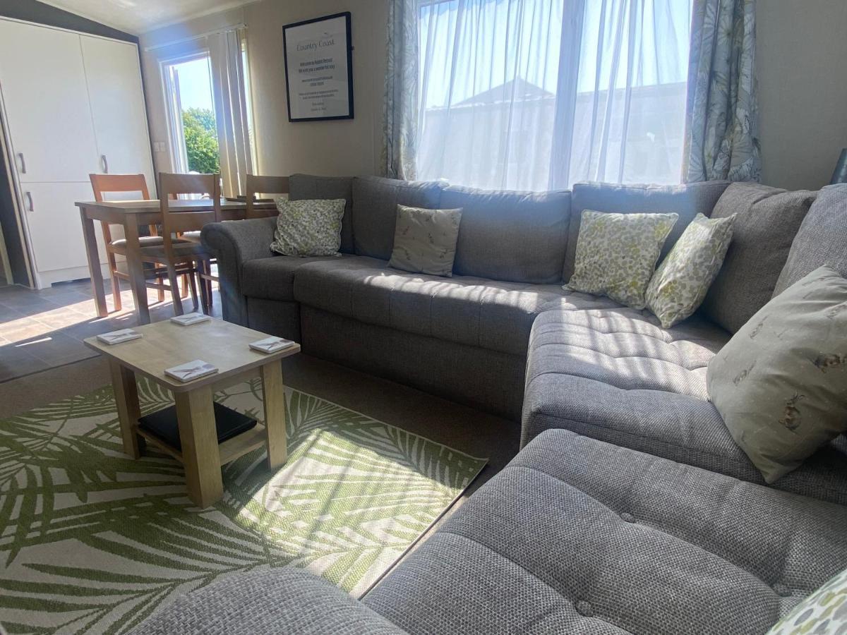 Hot Tub. Countryside. Coast. 5* Patrington Haven Leisure Park, East Yorkshire Exterior foto